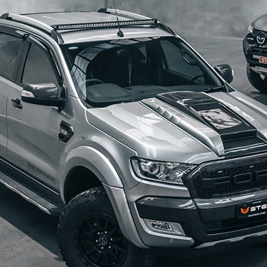 Ford Ranger Wildtrak Roof Rail LED Light bar bracket