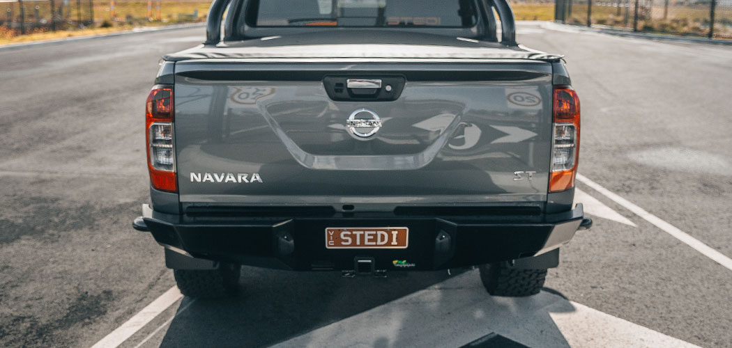 STEDI Nissan NP300 Navara Iron Man Rear Bar