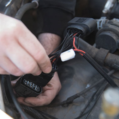 Volkswagen Amarok Piggy Back Adaptor Installation